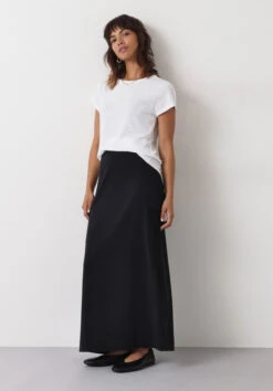 Slim Fit Crew T-Shirt 21 Slim Fit Crew T-Shirt -Women Clothing Sale 000749 2807 02