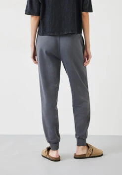 Theia Slim Joggers 16 Theia Slim Joggers -Women Clothing Sale 000766 1669 03
