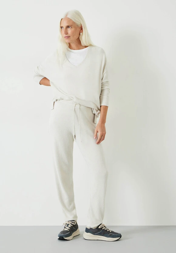 Elle Supersoft V-Neck Top 4 Elle Supersoft V-Neck Top - Image 2