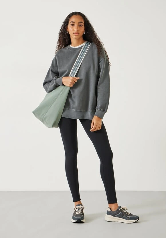 Essential Leggings 3 Essential Leggings