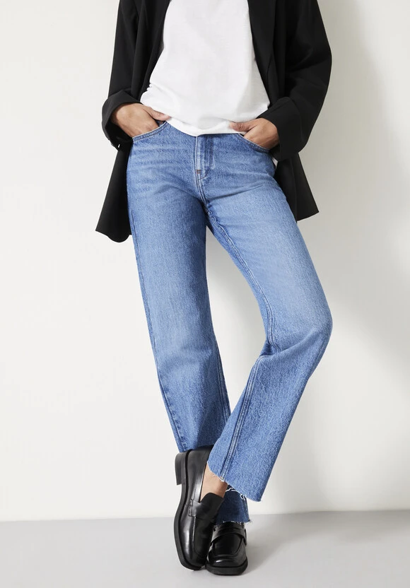 Laurie Straight Leg Jeans 4 Laurie Straight Leg Jeans - Image 2