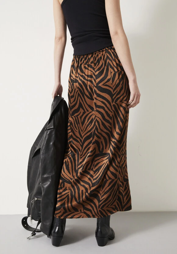 Gia Split Maxi Skirt 5 Gia Split Maxi Skirt - Image 3