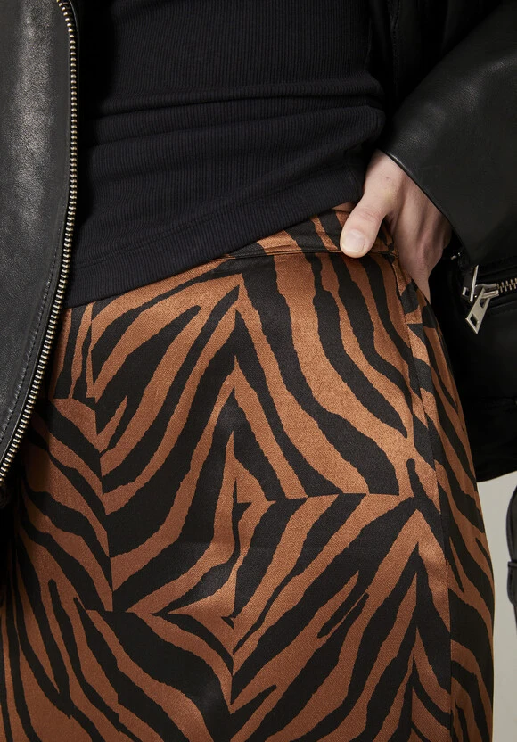 Gia Split Maxi Skirt 6 Gia Split Maxi Skirt - Image 4